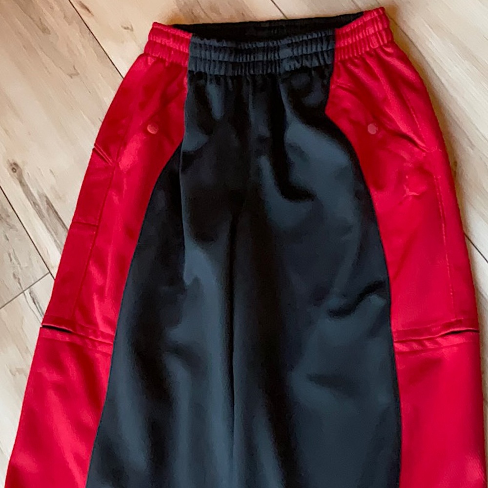 Nike Air Jordan Jogger Pants Wide Loose Leg Warm Up Basketball Red Black Sports - Picture 2 of 12